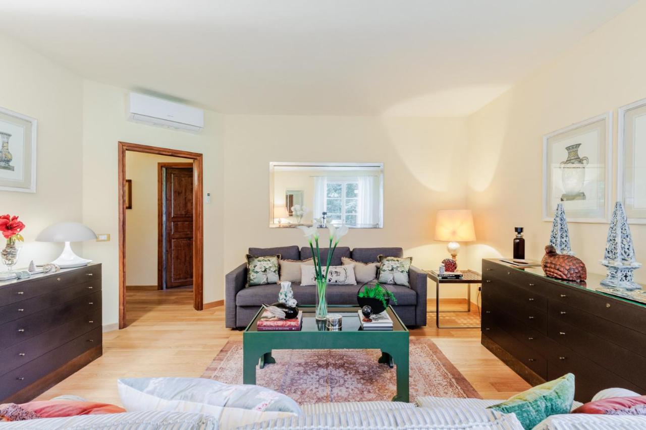 Villa Bassotta, A Charming Cottage 루카 외부 사진