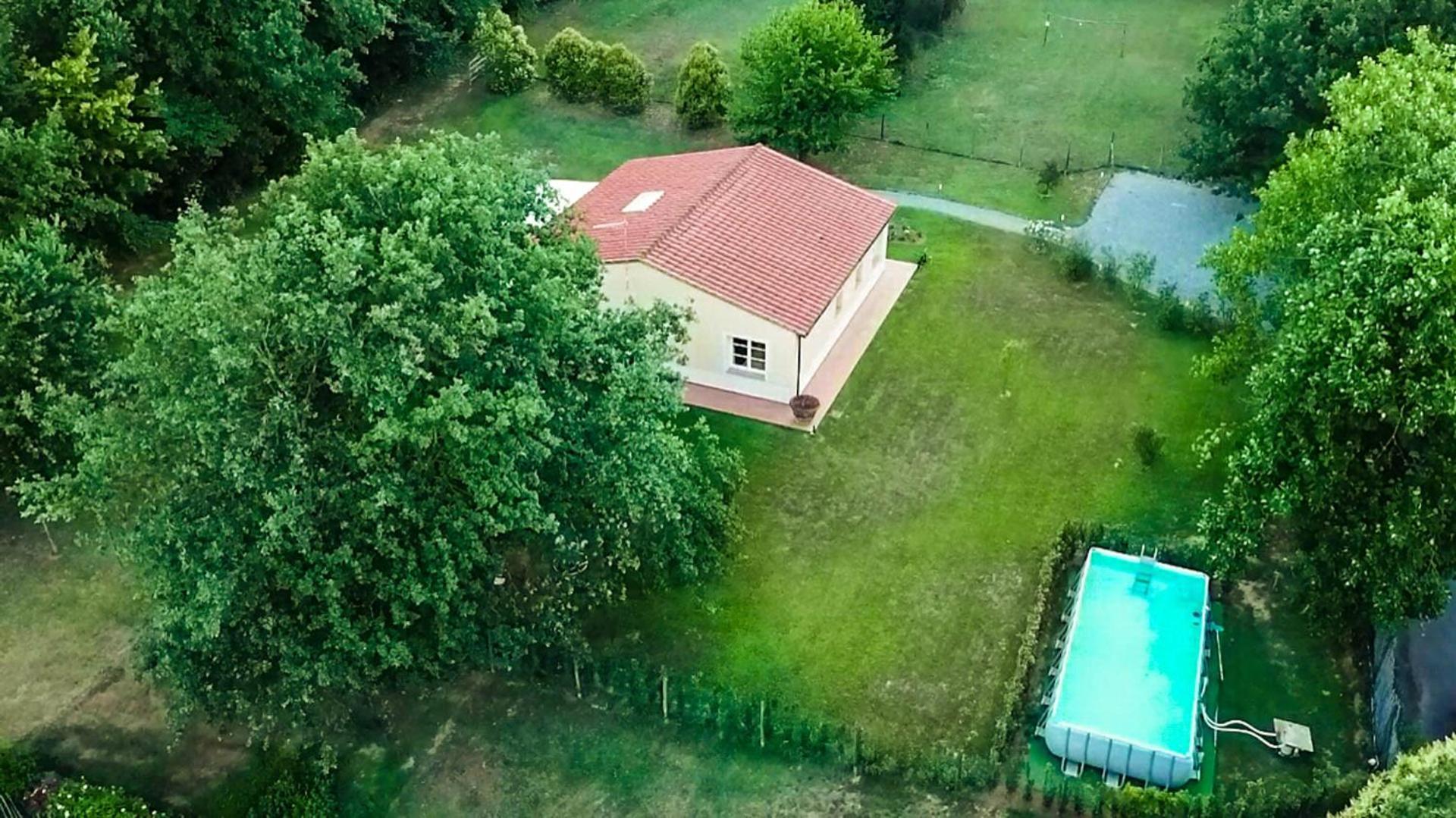 Villa Bassotta, A Charming Cottage 루카 외부 사진